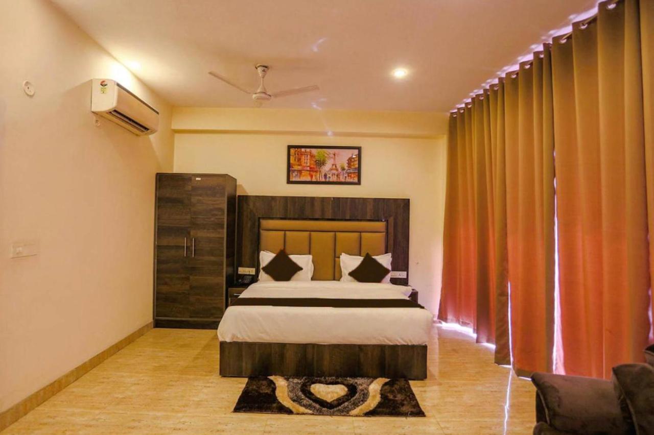 Hotel Swan Suite Near Delhi Airport New Delhi Buitenkant foto