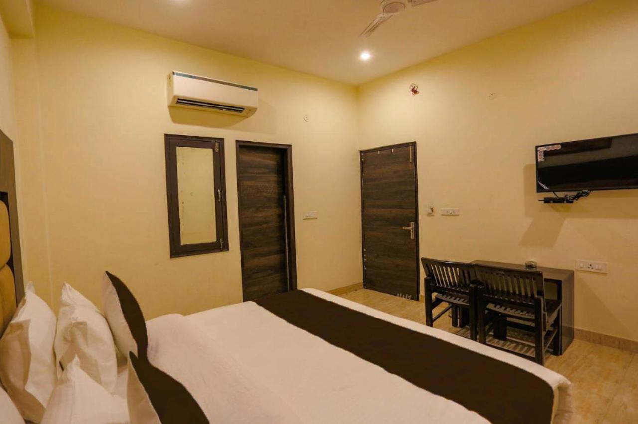 Hotel Swan Suite Near Delhi Airport New Delhi Buitenkant foto